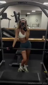 Gym sesshhhh who wants to be my personal trainer