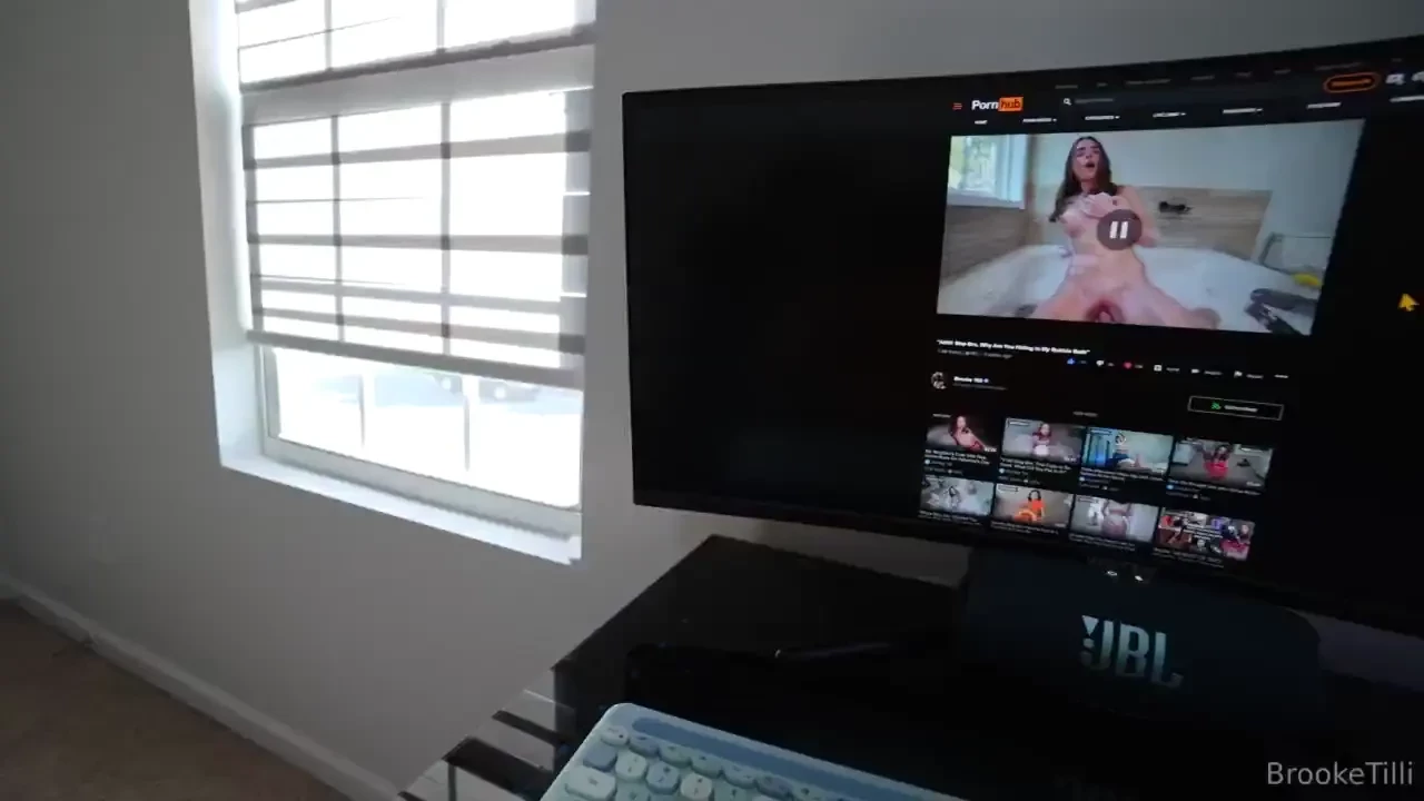 New pornhub video petite bicyclist takes big dick tourist on the ride 