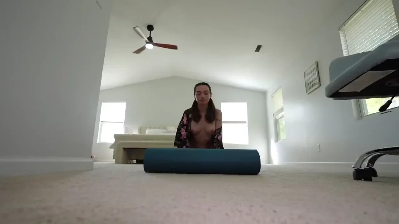 New pornhub video sneaky step bro cuts a hole in my yoga pants behind 