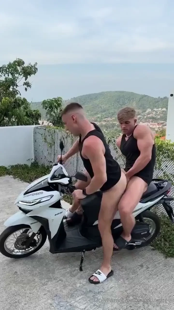 Blondhunks are back nbsp no ppv page- all posted on feed nbsp your part 44 