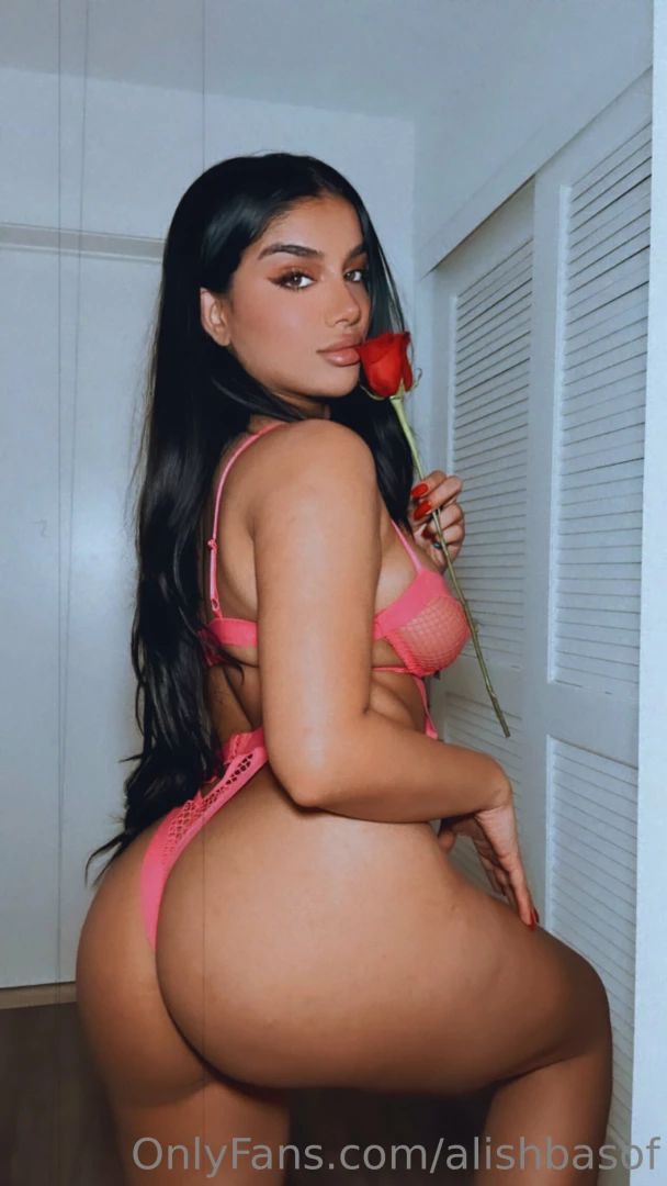 Hiding in your dms come play 