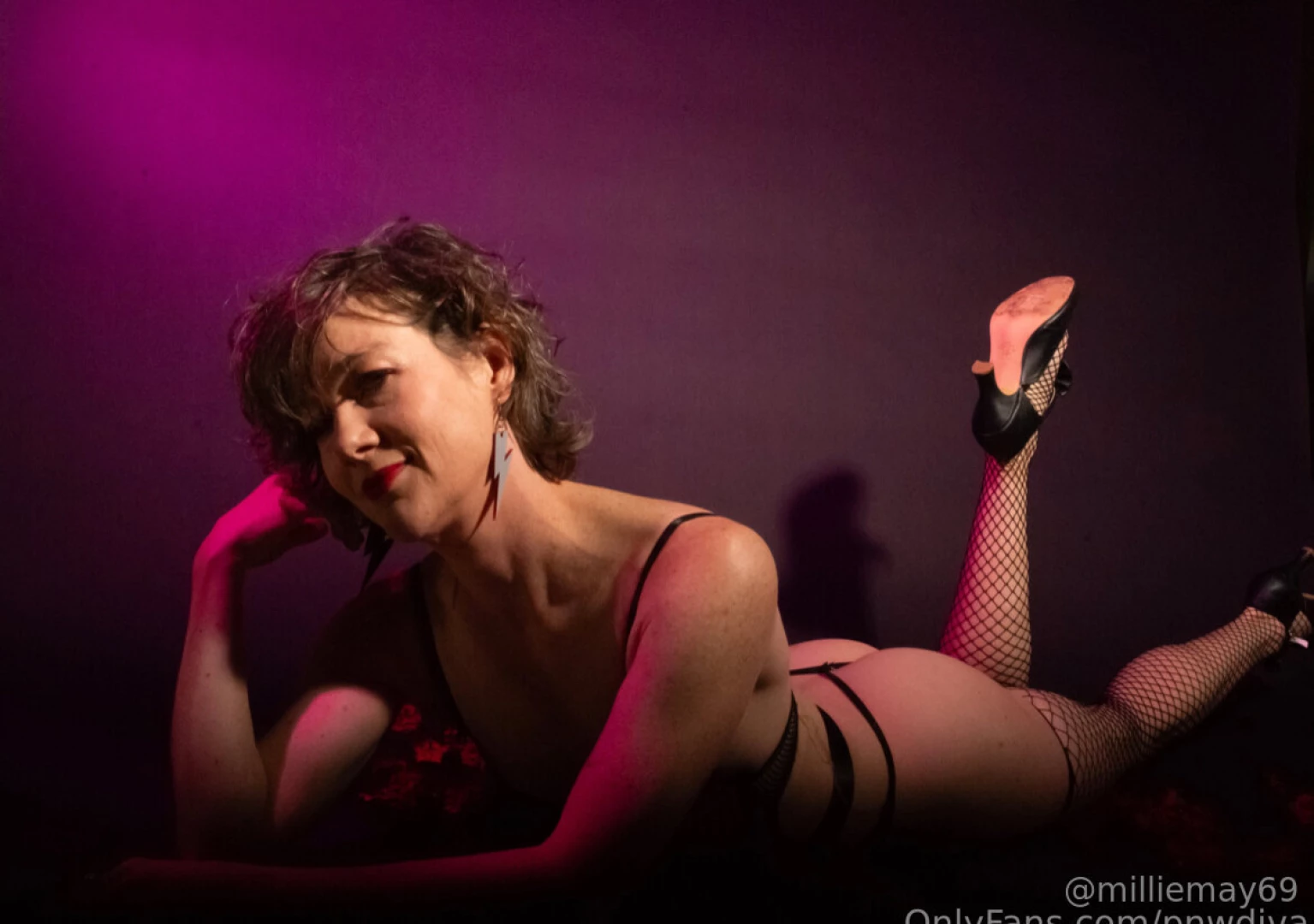 Pnwdiva welcome i m here to share sultry boudoir nature nudes skinny part 3 