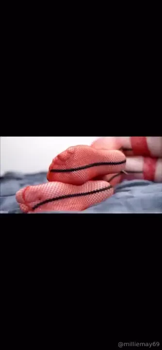 Isabella-stirling hi lovers of legs high heels fishnets toes soles and 