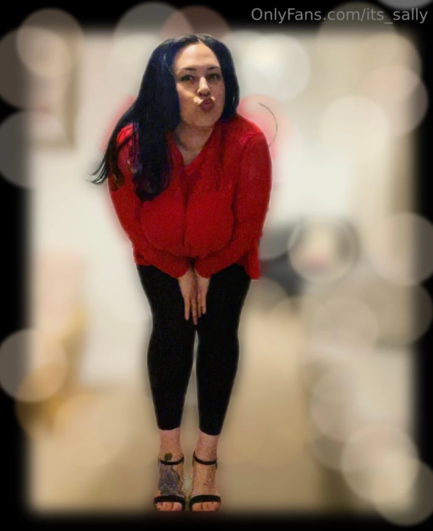 Kisses to you all i m heading out tonight and i m gonna have some fun 