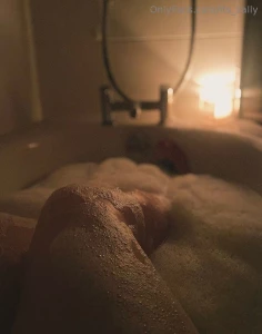 Why aren t you in here with me