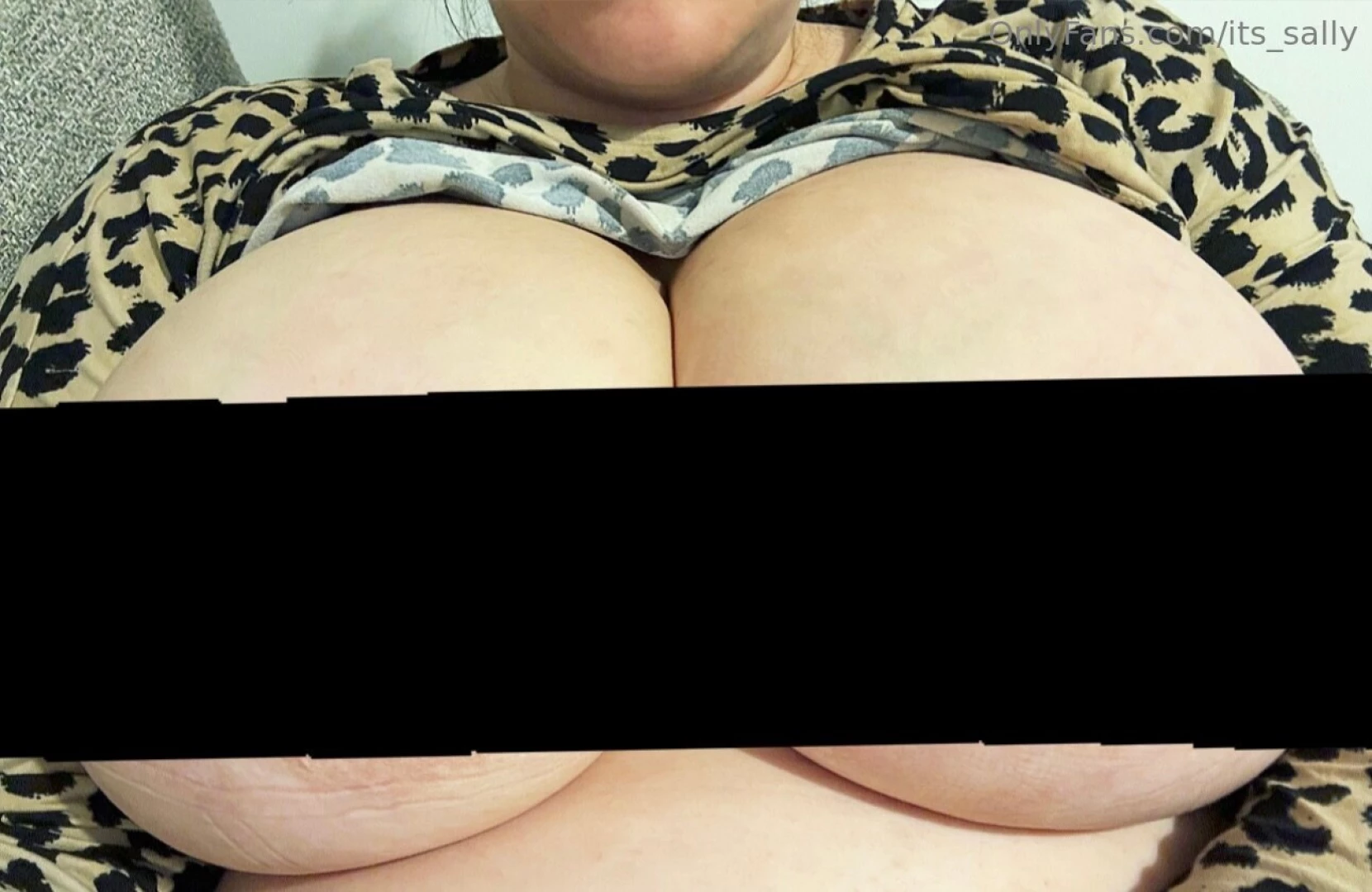 The girls wanted to say hello part 1 