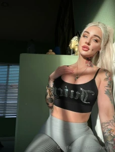 Blonde bold and barely behaving you game part 1