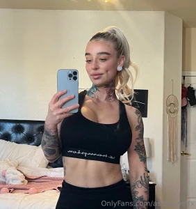 Is it just me or did the day get a whole lot brighter when you smile