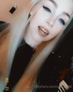 Refer a friend to my onlyfans and get a free month added on to your