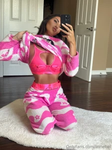 Sundays are for getting cozy but today i m feeling a little naughty