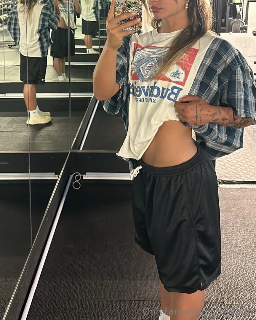 Keeping it casual but still making you look twice 