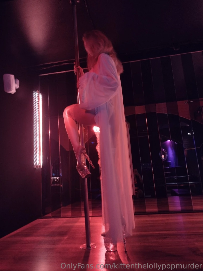 Viimeinen ilta pink ladyssa hetkeen part 1 