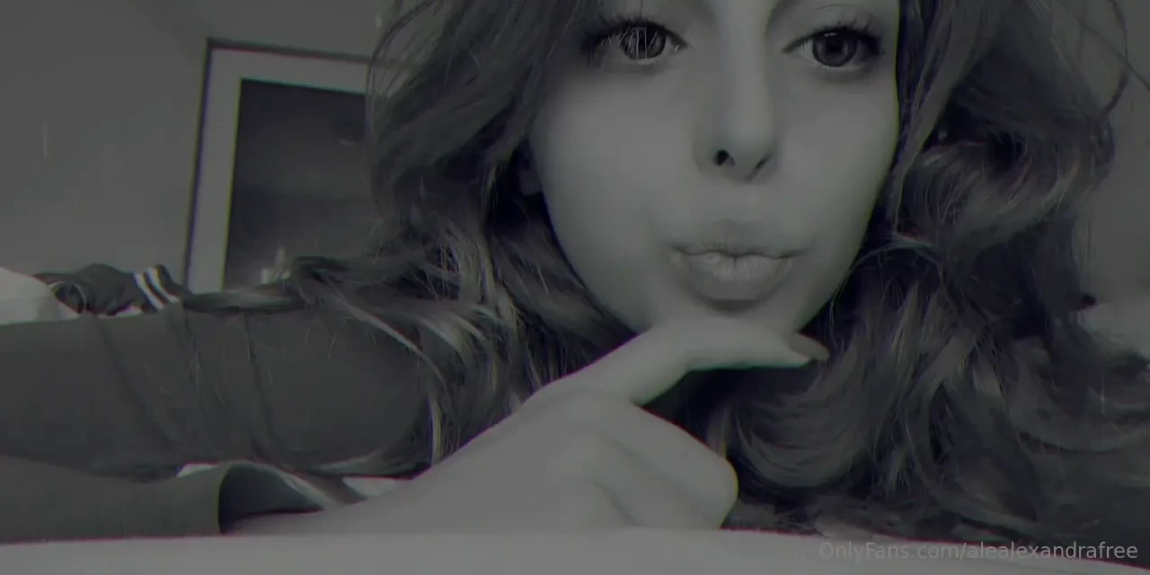 I will kiss you from the lips to the bottom 