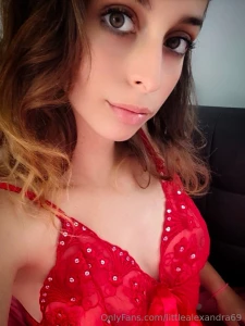 Valentine s day is near babe tell me what will you gift me that day