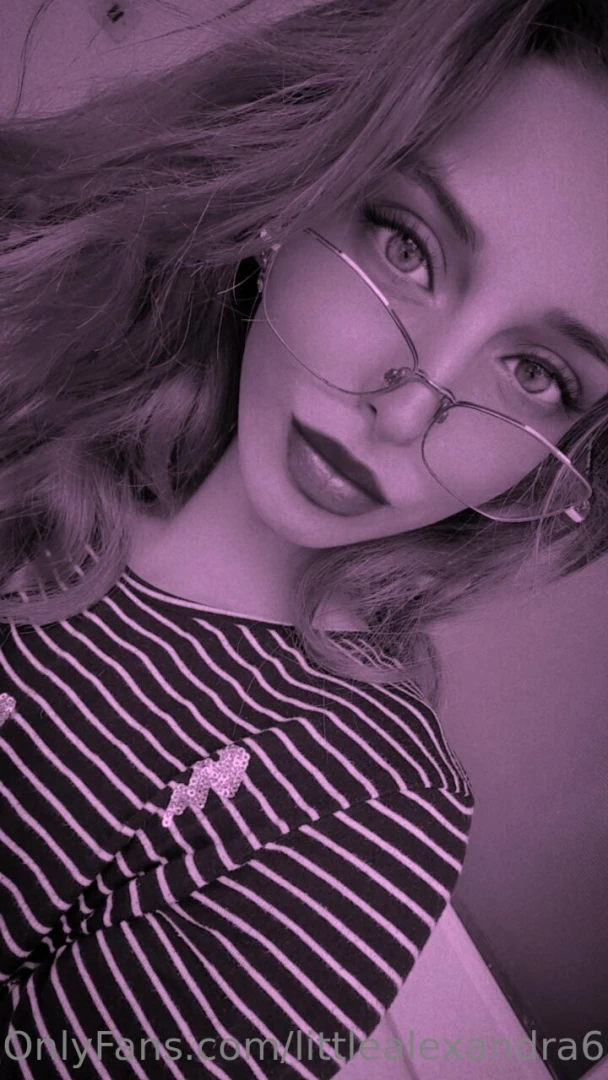 Hey daddy i was very naughty today ask me what i did in my privat room 