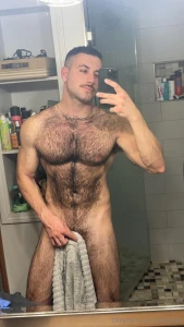 Keep staring i m going to leave this one to tease your mind