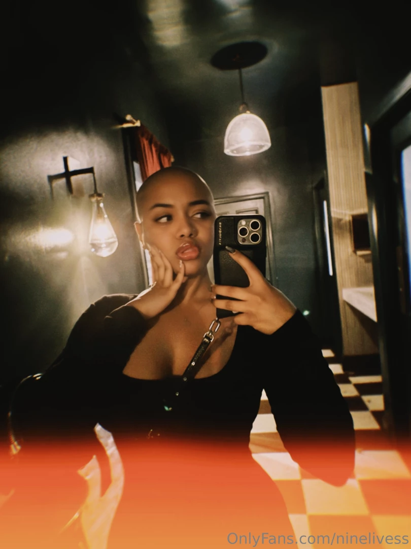 Am i kissable part 13 