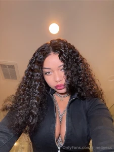 I wonder who i m gonna flirt with today