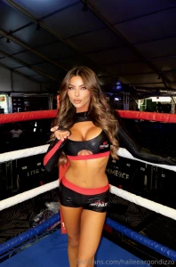 Stopping the fight while looking hot af