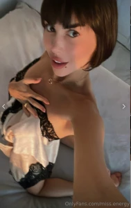 Do you think i look like an actress from pulp fiction remember that