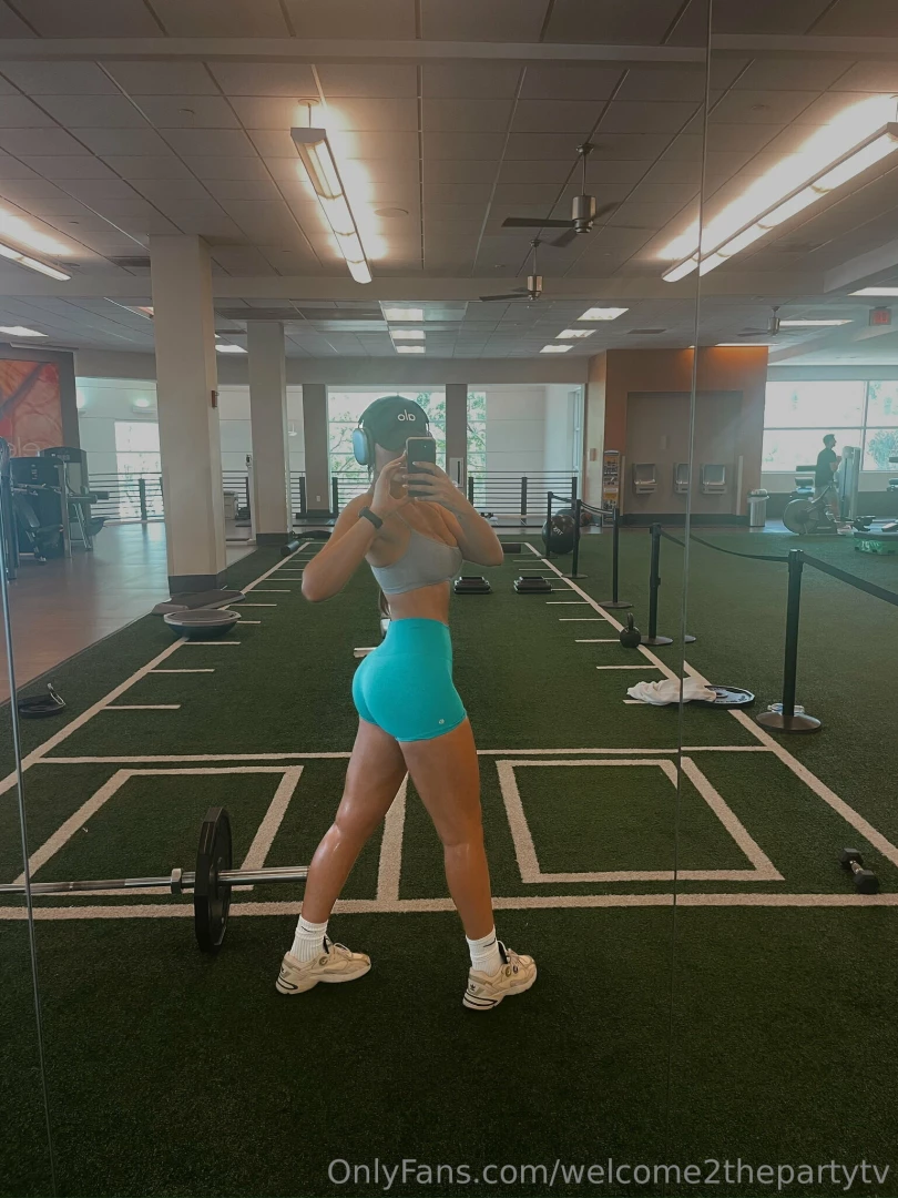 You like my gym fit today 