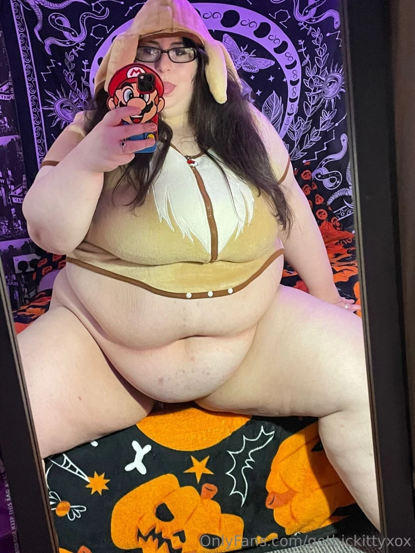 Can i be your little eevee sooo adorable 