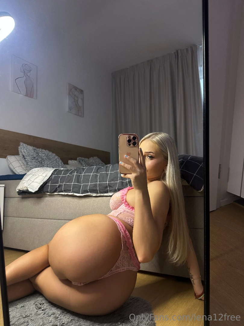 Double tap if you d fuuuck my thick ass 