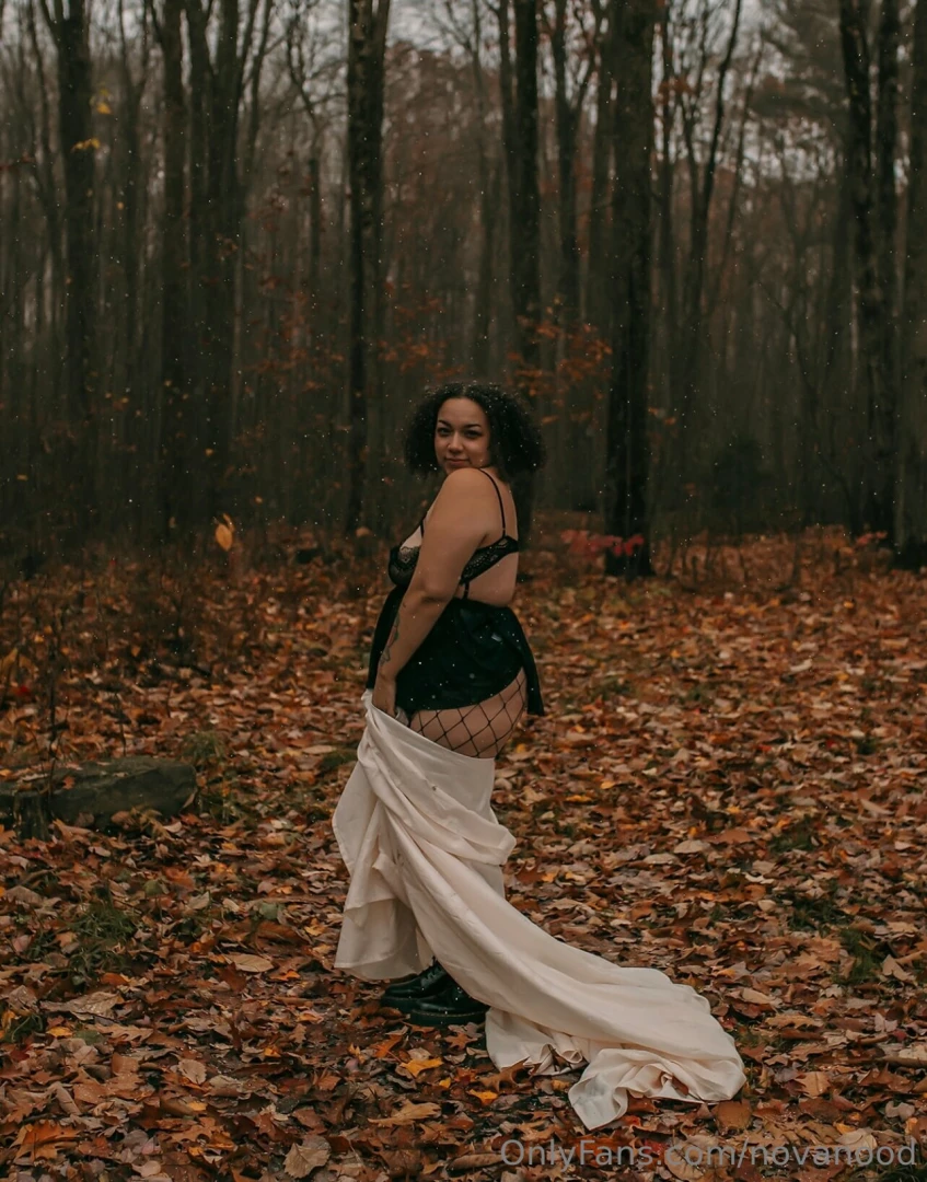 I wish it wasn t so cold out i love taking off my clothes outside 