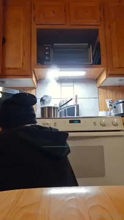 How about some free goth girl voyeurism in the kitchen to spice up part 3 