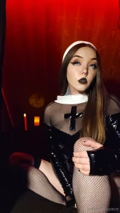 As we head into the holiday weekend here s a throwback to some never