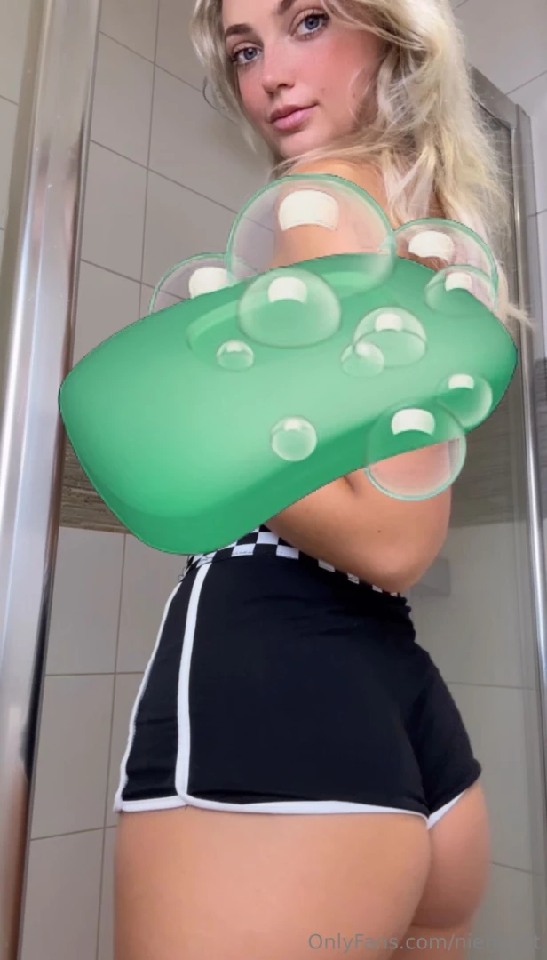 My vips get to see my most exclusive shower set today here is a peek 