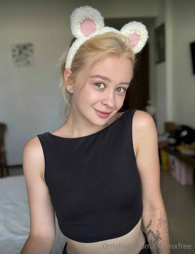 In the quiet moments between twilight and dawn creativity blooms 