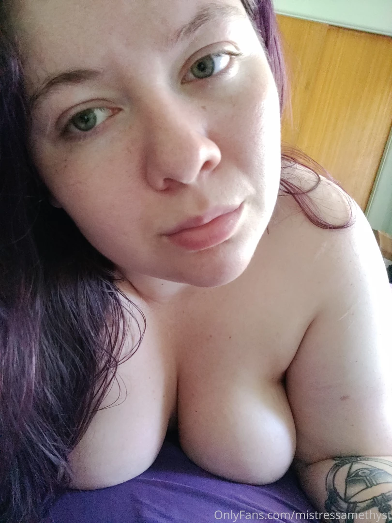 Who else has a hard time getting out of bed these days part 1 