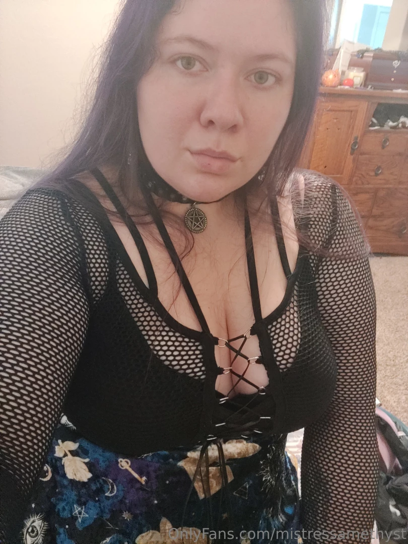 Got some cool art and my first wet specimen a green ameiva from the part 1 