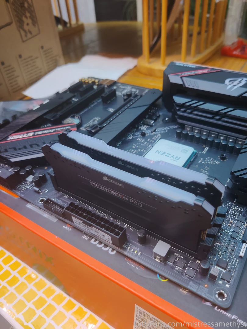 Some pics of my pc build from when i was putting everything together 