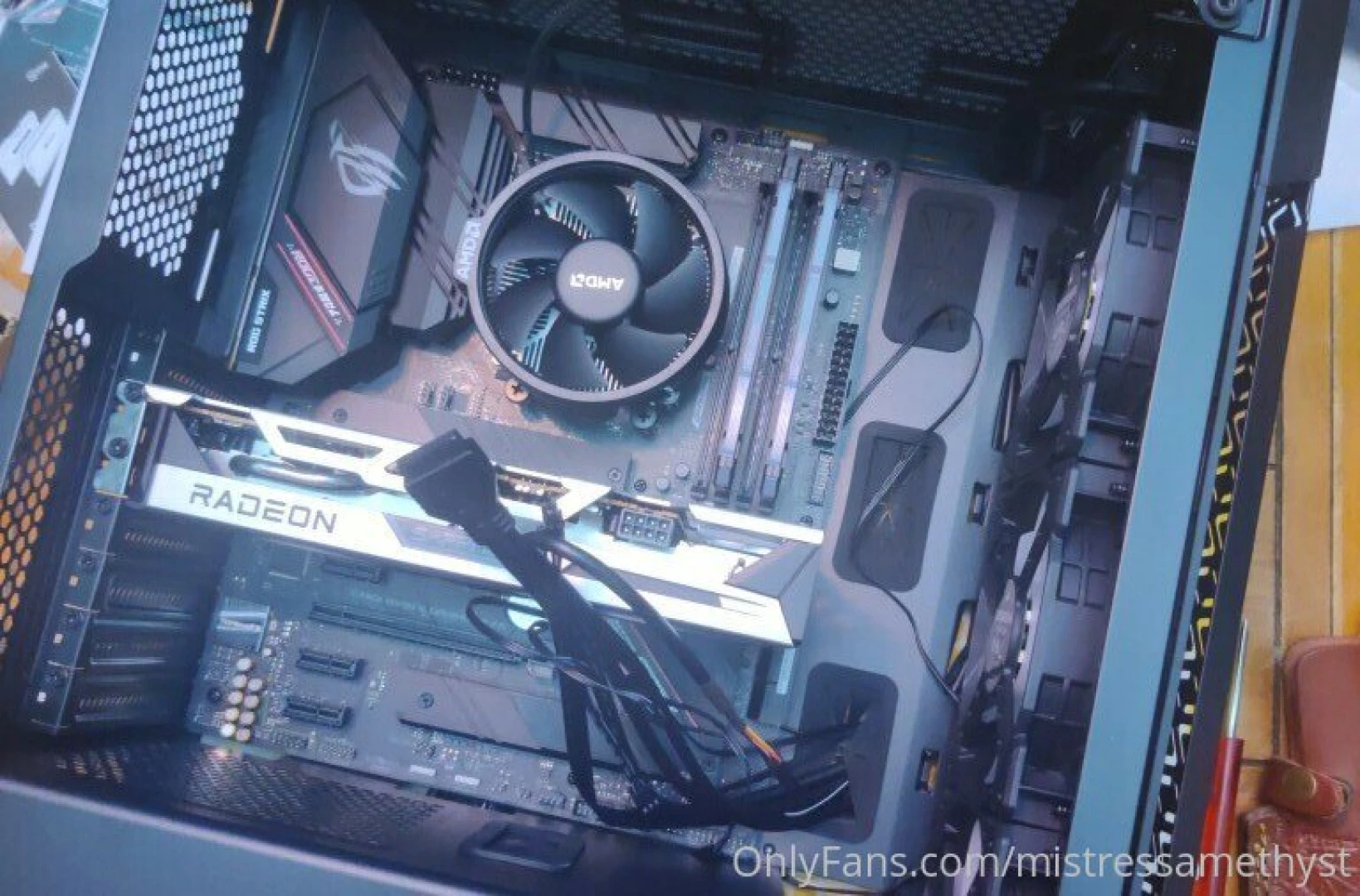 Some pics of my pc build from when i was putting everything together part 1 