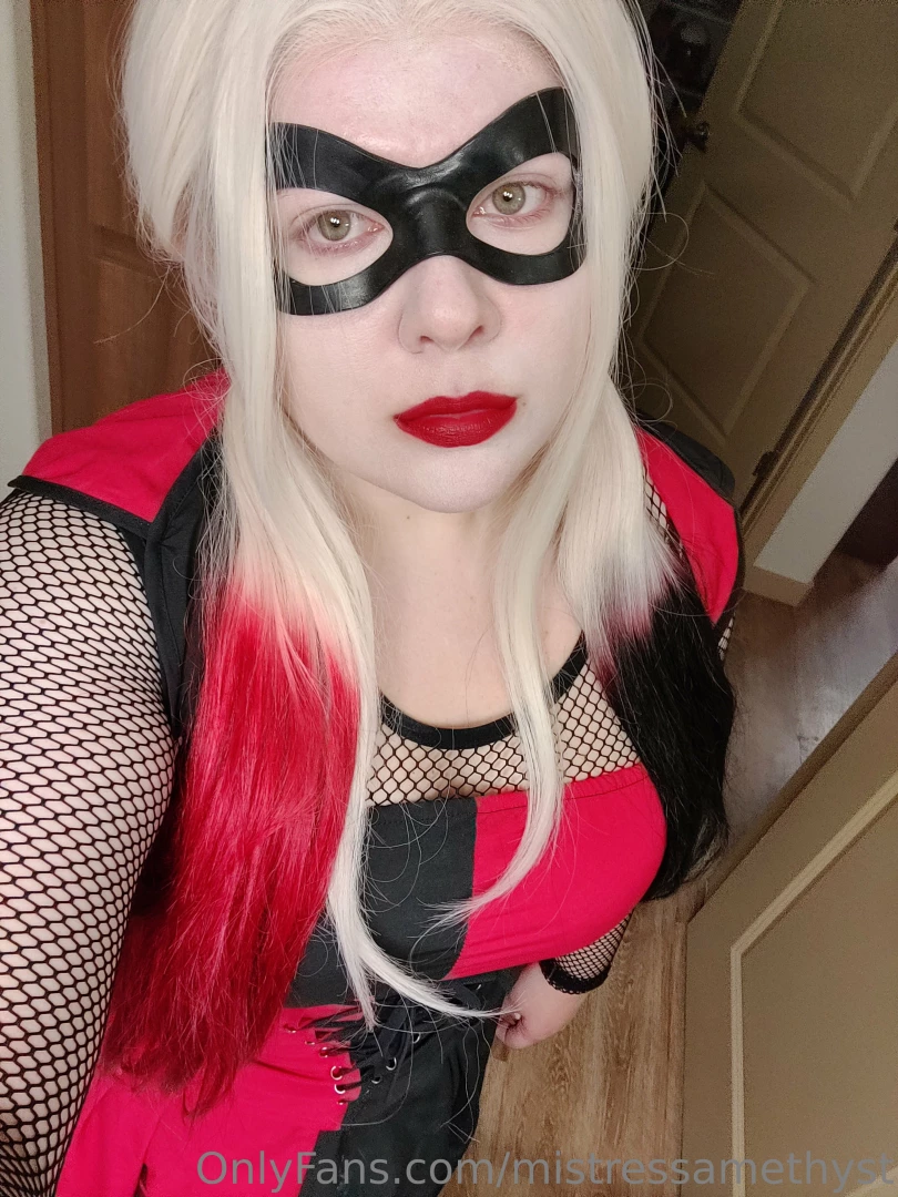Harley quinn cosplay looking so much better this year first time with 