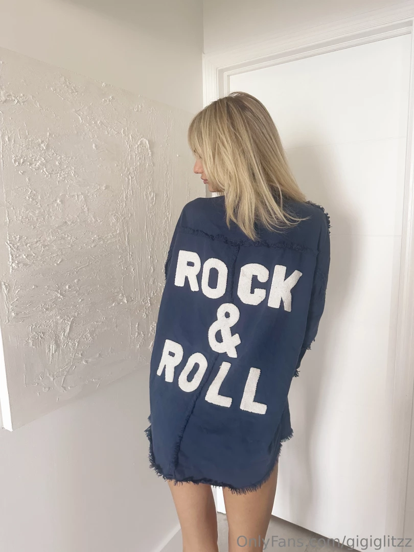 Show me how you can rock amp roll baby 