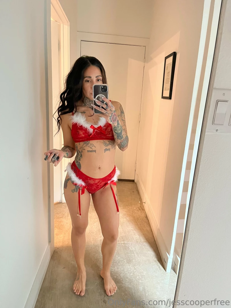 Want to see me be a naughty elf or a good little sub 