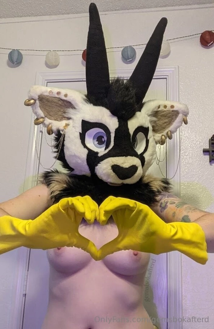 Squeaky clean -this photoset was a custom i am always open for content part 3 