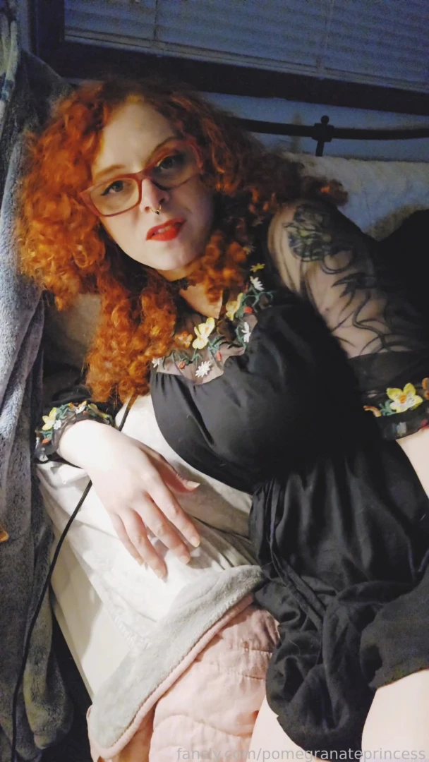 I did a toy review demonstration watch me sensually enjoy the 