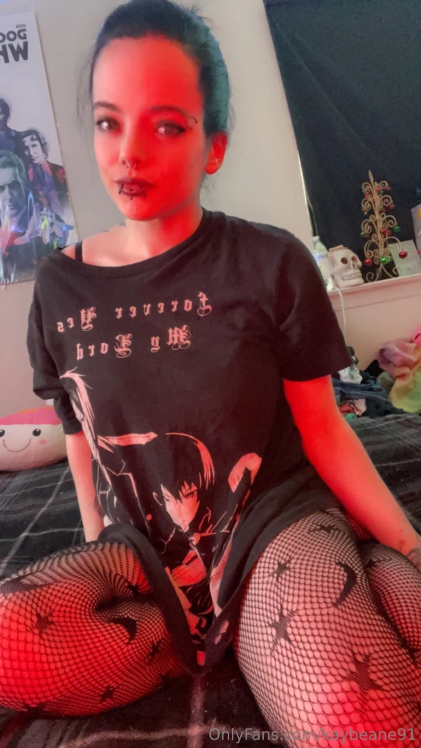 I ve had a few people ask if i ve quit onlyfans or ask when i m coming 