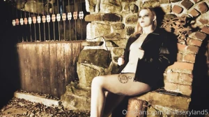 Some pics from the few photoshoots i had last year while things were part 5