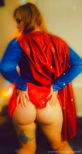 Sexy supergirl pics beneath the skirt just cape two blurred previews part 1