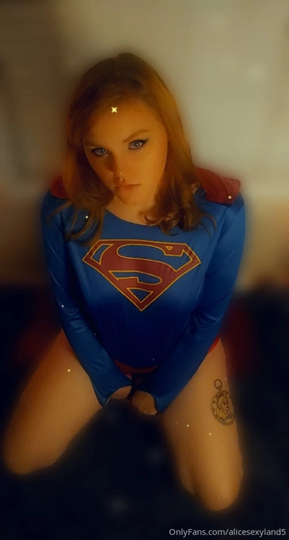 You guys wanted the super girl outfit this is just a preview i took a 