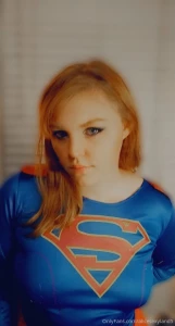 You guys wanted the super girl outfit this is just a preview i took a part 1