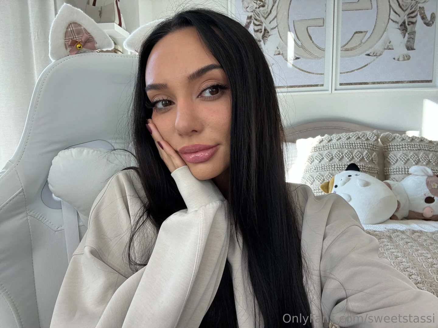 Come roll around in bed with me part 6 