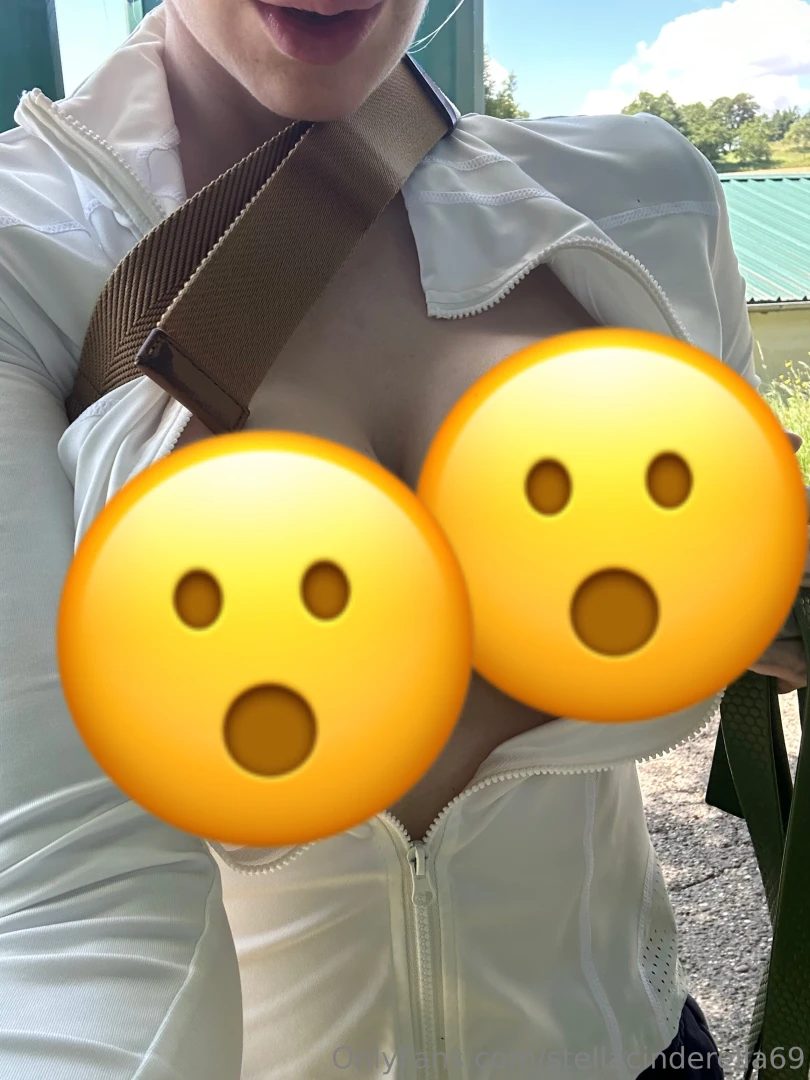 Titten to go https onlyfans com 1834908088 stellacinderella 