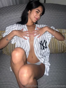 Would you let me wear ur jersey daddy