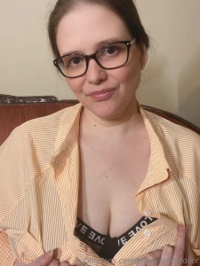 Brand new content just a little office role play naughtiness